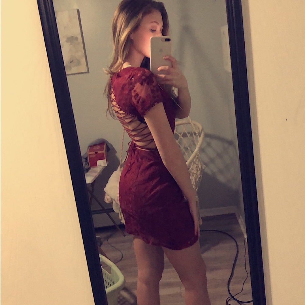 Lady Black Tie Dress